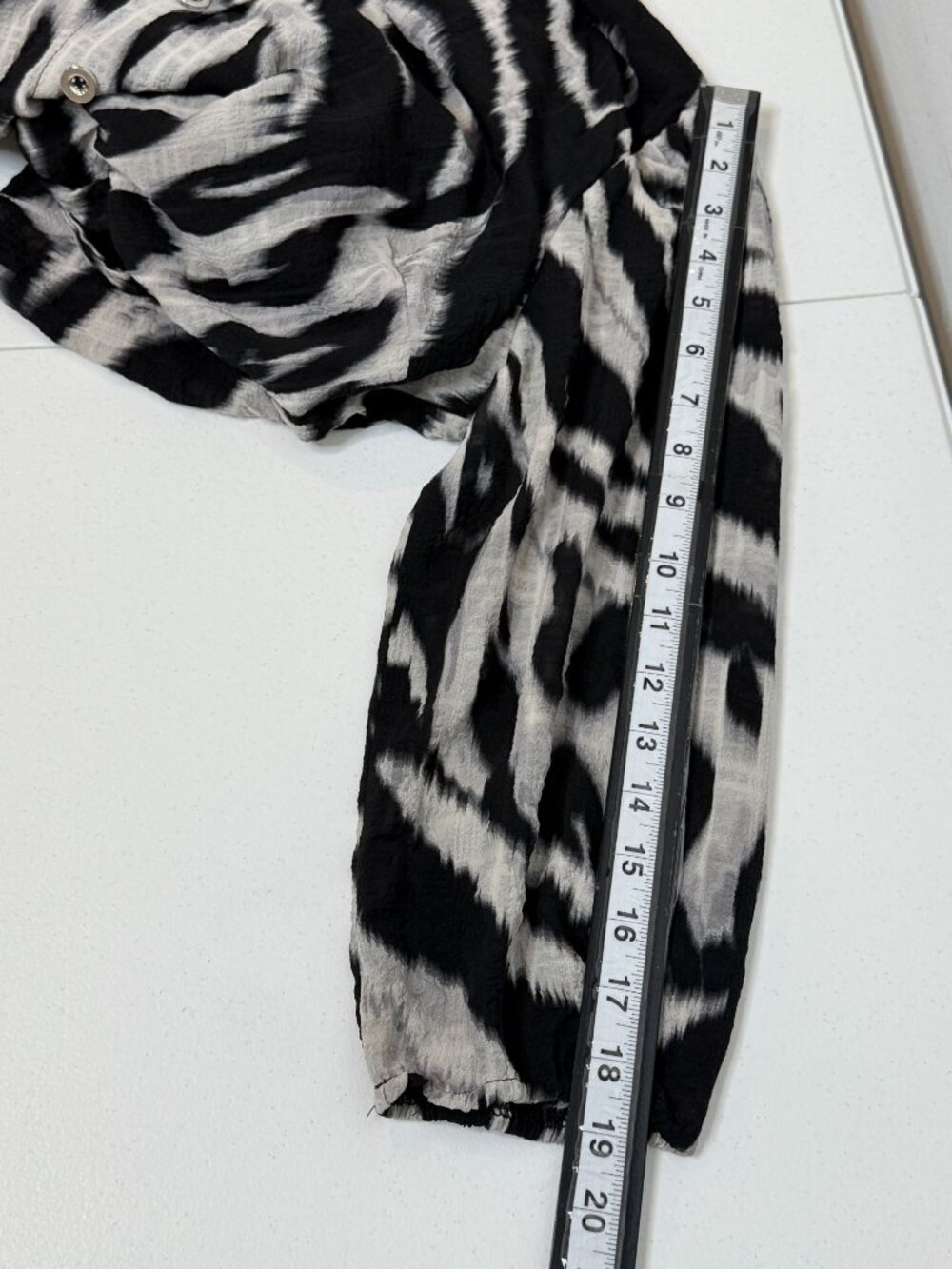 Luxology Womens Size L Black White Tiered Midi Dress Belted Puff Sleeve - Picture 7 of 13
